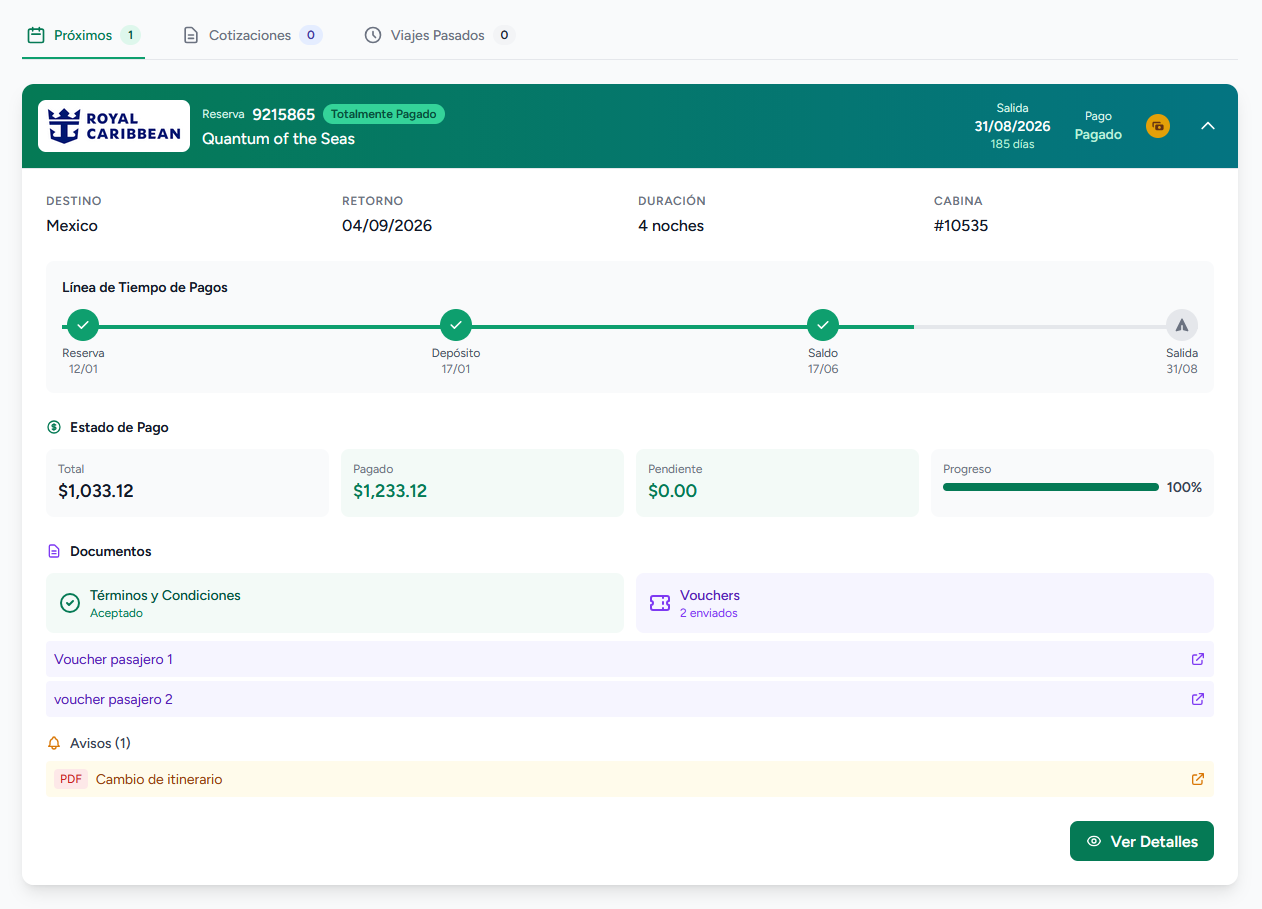 Vista del cliente: reserva con timeline de pagos, documentos y vouchers